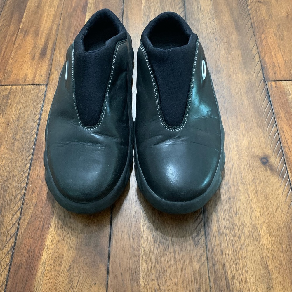 They are Oakley slip on’s that feel great.